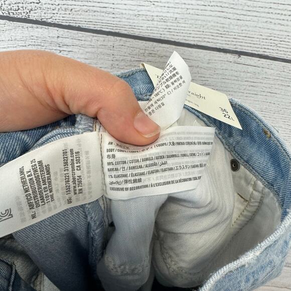 Abercrombie & Fitch Plus Size 90's Ultra High Rise Straight Leg Jeans Size 22L - Picture 9 of 9